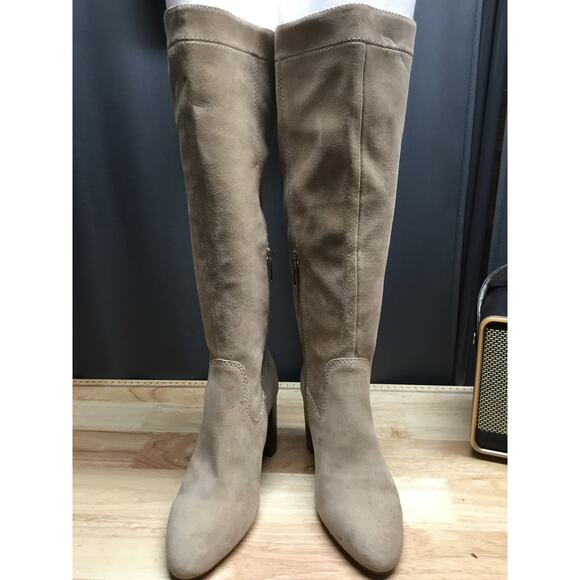Vince Camuto Kreesell Riding Boots Women's 6M Taupe Suede Zipper Almond Toe - Picture 1 of 12